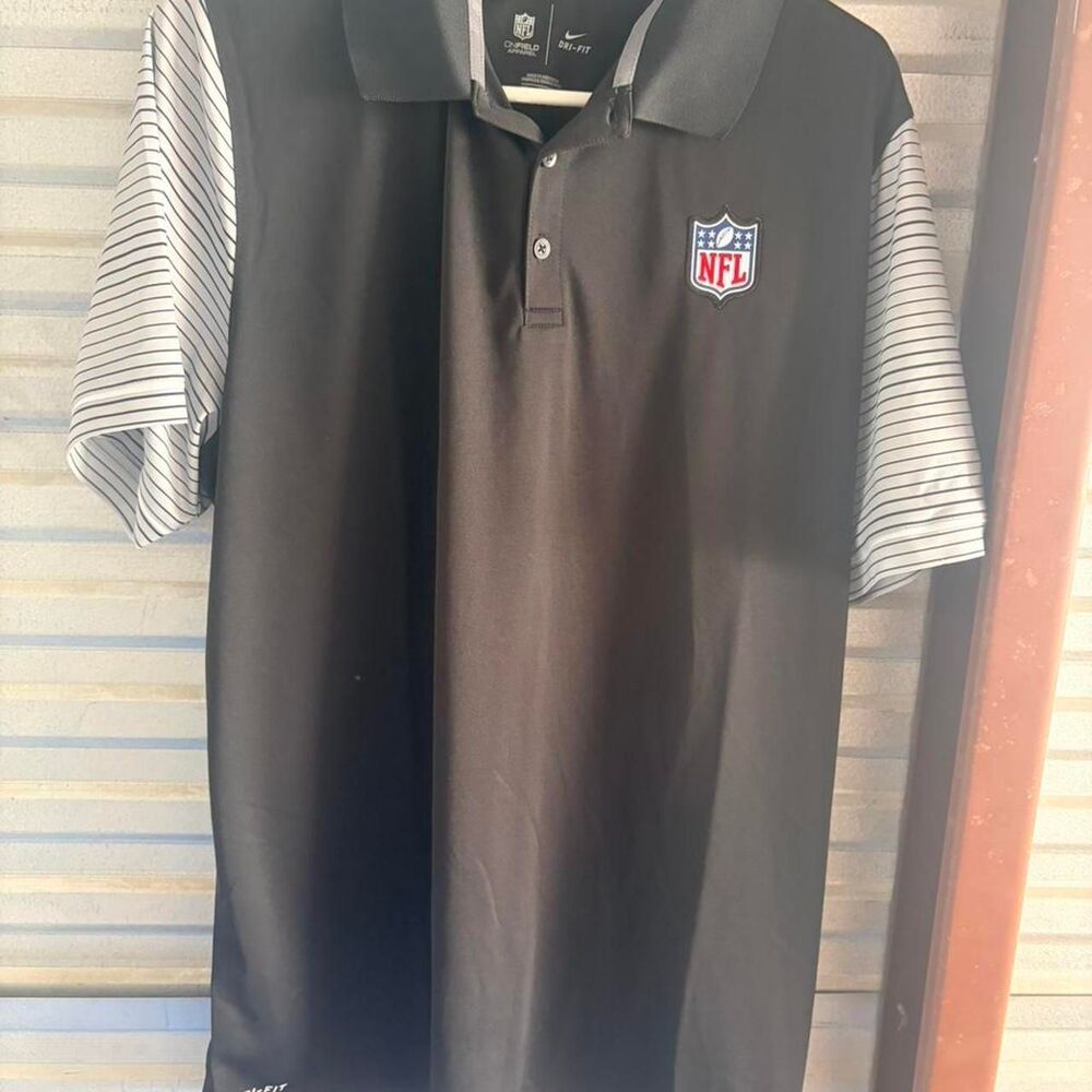 Nike Men's Black Polo-shirts